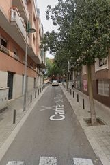 Pis  Carrer de ruperto chapí. Badalona (barcelona). "okupado" (no se puede visitar ni hipoteca