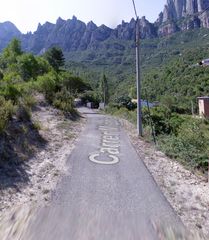 Xalet  Vial camino. Marganell (barcelona). "okupado" (no se puede visitar ni hipotec