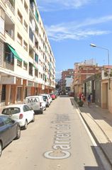 Pis  Carrer de ponent. Granollers (barcelona). "okupado" (no se puede visitar ni hipote
