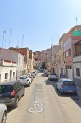 Xalet  Camí del fredolic. Els hostalet de pierola (barcelona). "okupado" (no se puede visi
