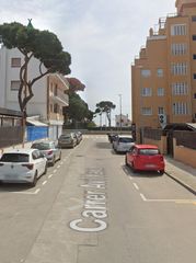 Pis  Carrer avi xaxu. Malgrat de mar (barcelona). sin posesión “ocupado” (no se puede