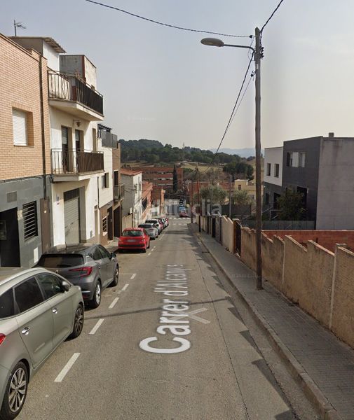 Foto 9786faf1-083d-4700-9775-46b755936147. Casa a Ca n´Oriol Rubí