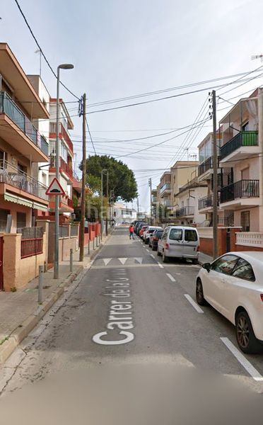Foto e86c34bd-a9a1-4775-a2c1-1fea7b59cf42. Piso (barcelona). sin posesión “ocupado” (no se puede visitar ni hipotecar). en Castelldefels