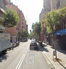 Pis  Carrer santa eulàlia. L' hospitalet (barcelona). sin posesión “ocupado” (no se puede v