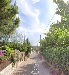 Chalet  Carrer roses. Vilanova i la geltrú (barcelona). "okupado" (no se puede visitar