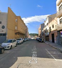 Pis a Carrer de l' Escultor Blay