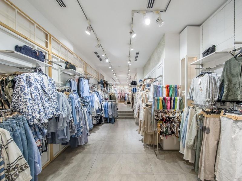 Foto 0ee7cfb3-90c9-41b1-92a4-d9281b65fda2. Local comercial a Gaztambide Madrid