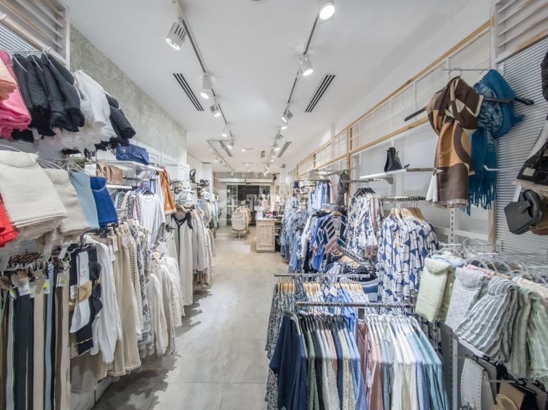 Foto fd60b55e-8e8c-4ac7-9f51-2f9bfc980c82. Local comercial a Gaztambide Madrid
