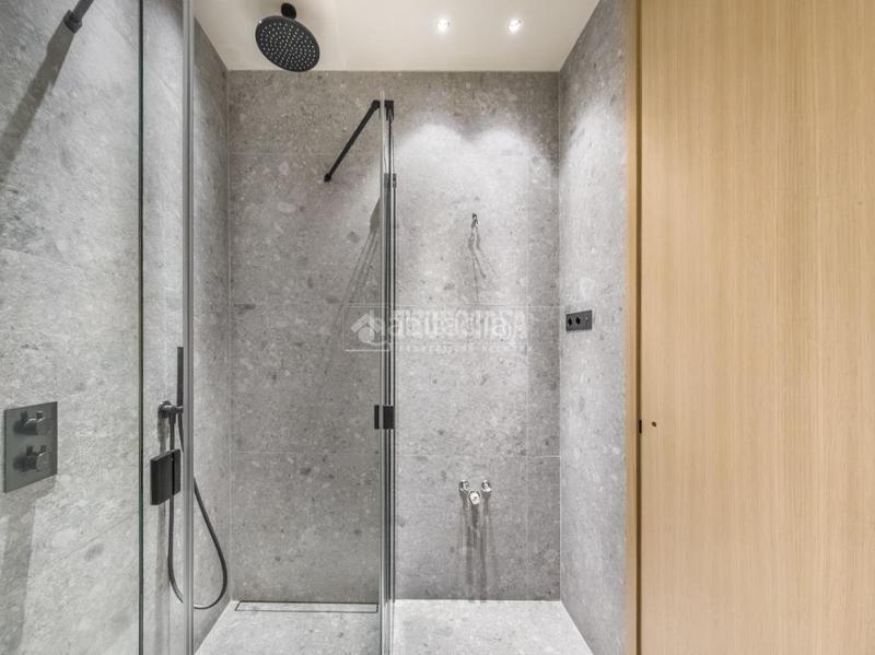 Foto 39cdb832-7f78-4f18-ba64-d559e0f20068. Appartamento con riscaldamento parcheggio in Gaztambide Madrid