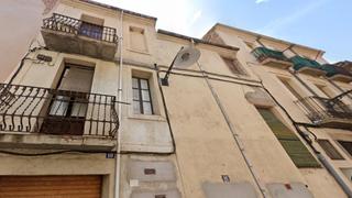 Edifici a Santa Coloma de Farners. Dos edificios adosados para reformar en santa coloma de farners,