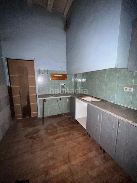 Foto 5732fd34-720f-4c48-af92-479c43bb3adf. Casa adosada edificio , para reformar, con vistas y jardín privado en Santa Coloma de Farners