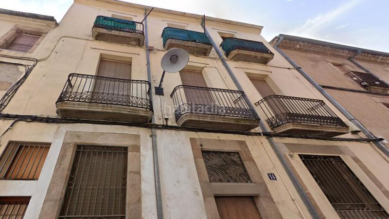 Foto b64f06a3-947a-4a5a-8969-d2d5f23bb107. Casa adosada edificio , para reformar, con vistas y jardín privado en Santa Coloma de Farners