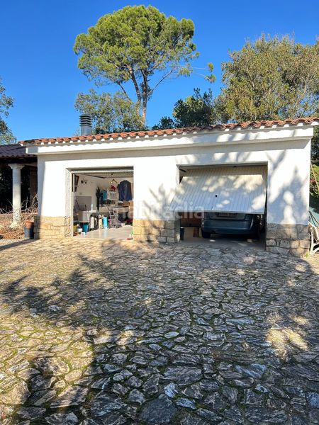 Foto 531a0c9b-d0a0-4c0f-b49b-227eb2c5d634. Casa amb calefacció piscina a Santa Coloma de Farners