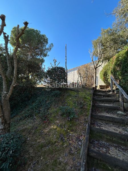 Foto b9cbec72-9818-4373-9514-bc0f80f660a2. Casa amb calefacció piscina a Santa Coloma de Farners