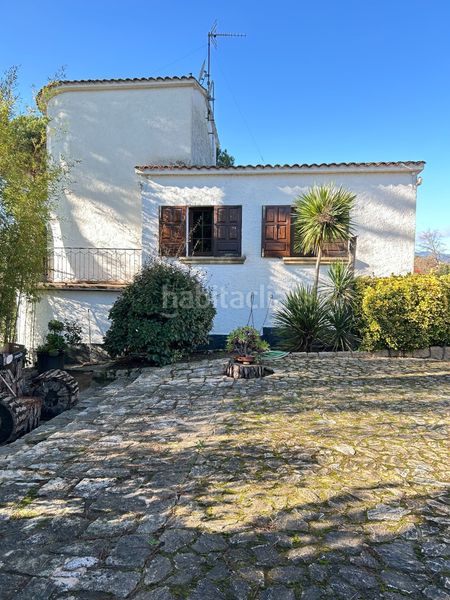 Foto e1fd2a38-cc04-4e6d-8d3f-07a1b647a205. Casa amb calefacció piscina a Santa Coloma de Farners