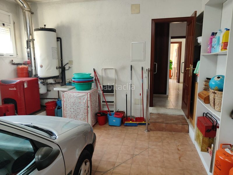 Foto e85e0d6f-cb7c-48ae-8939-7a37c8f5bfb5. Casa amb calefacció a Santa Coloma de Farners