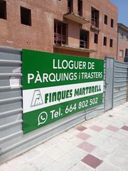 Miete Autoparkplatz in Santa Coloma de Farners. Pàrquings de diferents mides al carrer castanyet