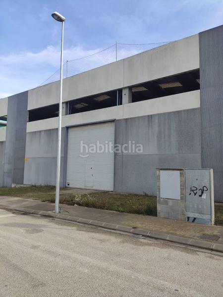 Foto a0b0ba75-5dcd-46a5-a150-b3f4aa9089e8. Nave industrial  en venta en el polígono en Santa Coloma de Farners