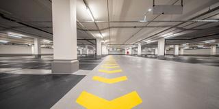 Rent Car parking in Santa Coloma de Farners. Garaje en calle avenir