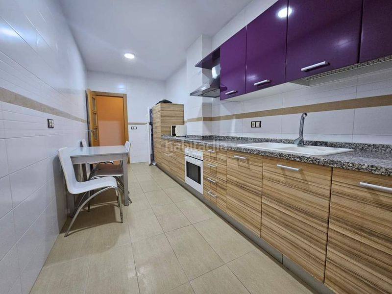 Foto e6d1bc76-9ac5-451a-9d62-aae2fdef0690. Pis amb aparcament a Pabellón - Estación - El Corte Inglés Ejido (El)