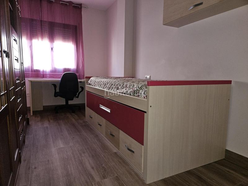 Foto 61092e16-5310-4d8e-baae-d1449225143d. Casa adossada amb xemeneia aparcament a Ejido Norte Ejido (El)