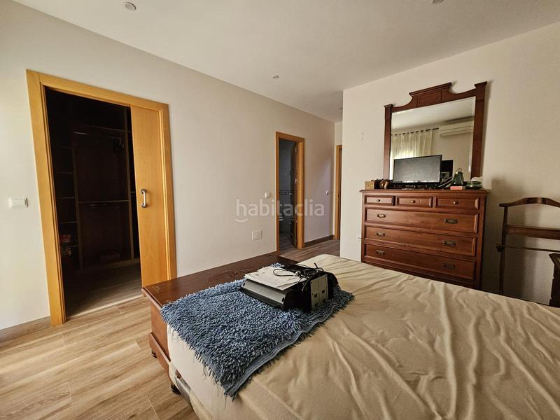 Foto d8ccd0fd-a79a-4b28-8779-6f1d4c733578. Casa adossada amb xemeneia aparcament a Ejido Norte Ejido (El)
