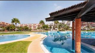Piso en Almerimar. Laguna beach