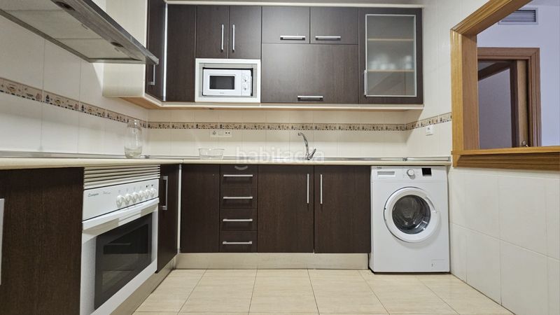 Foto daa03307-ccde-4190-85b7-a3b5c58aef57. Pis a Pabellón - Estación - El Corte Inglés Ejido (El)