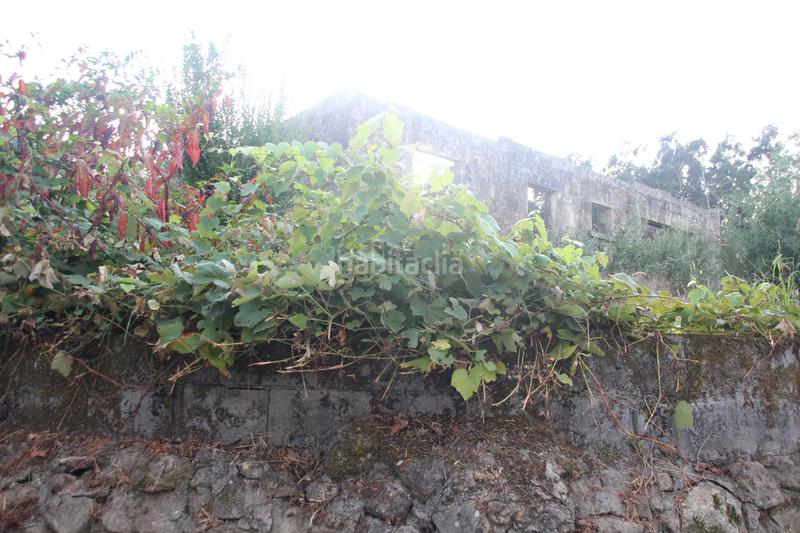Foto ff473f71-744c-43b5-b186-646cff062a90. Terreny residencial a rúa fortunato cruces 60 a Dodro