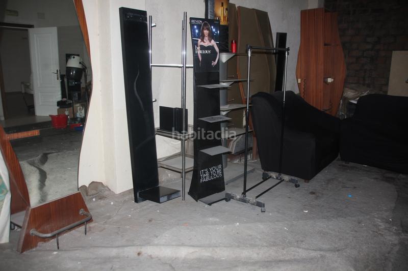 Foto 26a09107-64ea-4932-85dd-5af5d6ce4644. Lloguer local comercial a Pontecesures