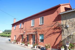 Casa  Ac-242. Se vende casa eb herbon, padron, la coruña