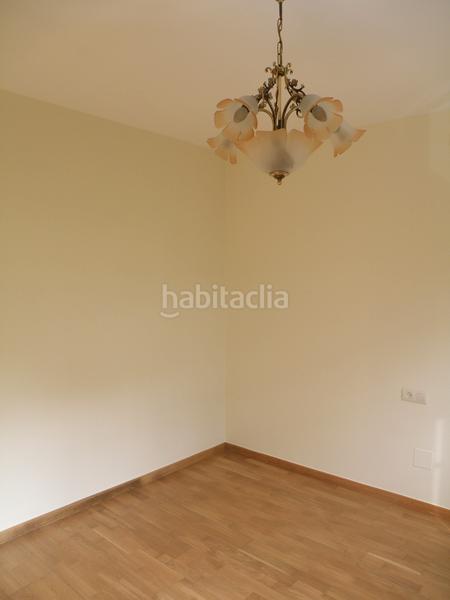 Foto 03db6f98-ef96-448a-83cc-6ebc235e3550. Planta baixa amb calefacció a Dodro