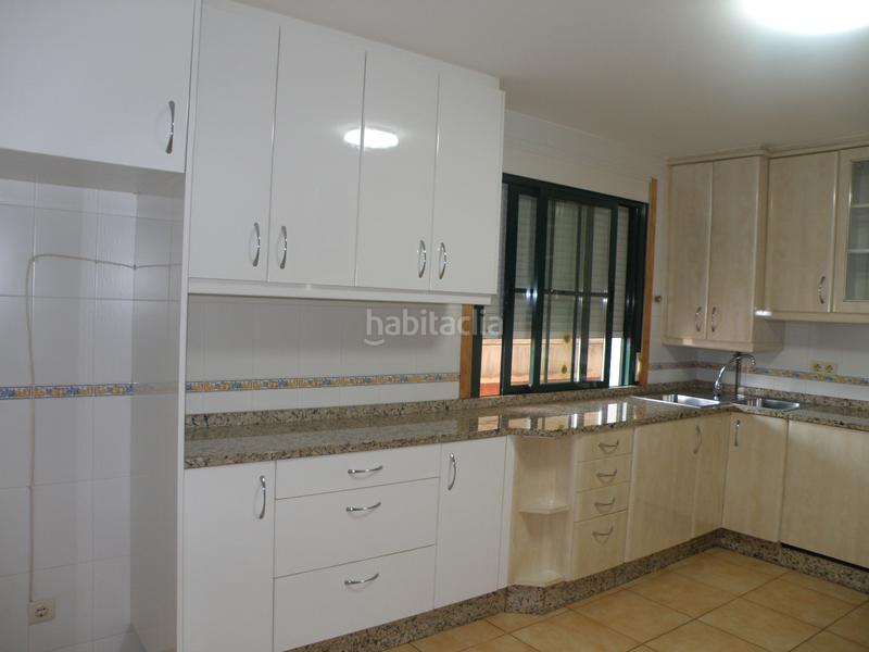 Foto 5709d26b-e707-427e-9434-485d1f96c294. Planta baixa amb calefacció a Dodro