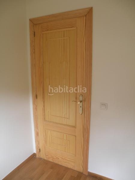 Foto d4603941-edc6-4728-a805-8e38f2d2977b. Planta baixa amb calefacció a Dodro