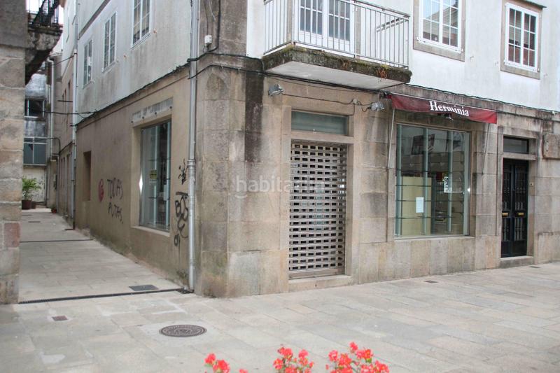 Foto 4be7ff57-52c8-4635-b362-45c981ce0480. Alquiler local comercial se alquila local comercial en el centro de padron en Padrón