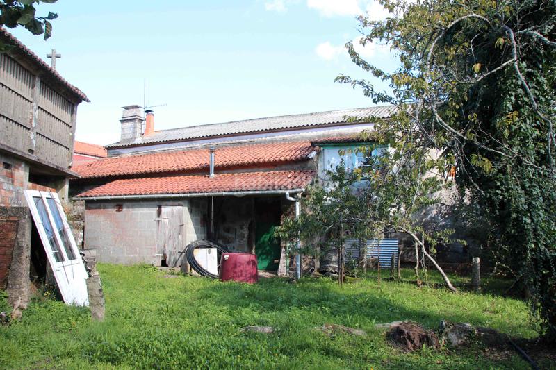 Foto 3a0f1fb3-7fc3-4925-b1cc-34fa617fa17e. Maison avec cheminée chauffage dans Dodro