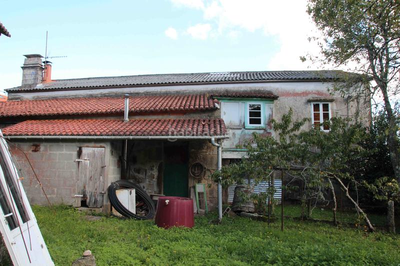 Foto 5fa7c040-8340-480c-9886-84a609629168. Maison avec cheminée chauffage dans Dodro