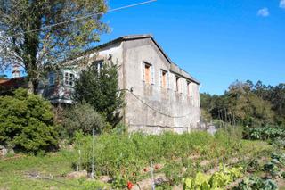 Maison  Lugar traxeito. Se vende casa con terreno en lg. traxeito, dodro, la coruña