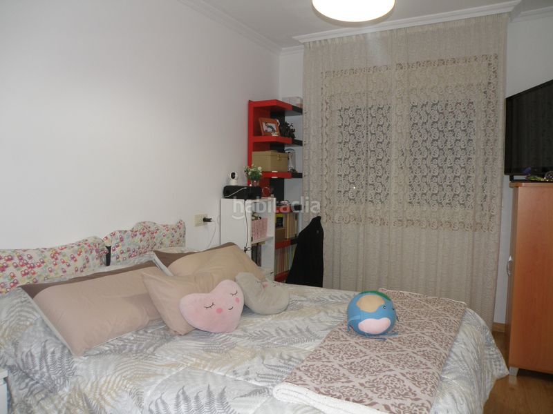 Foto 2bfd81f4-a91b-4f41-b3f0-eb6a7a7e95e6. Rent flat with heating in Padrón