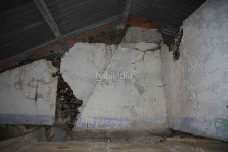 Foto dfc30429-52dc-417f-9b22-b9afa0f58db3. Casa adossada a Dodro