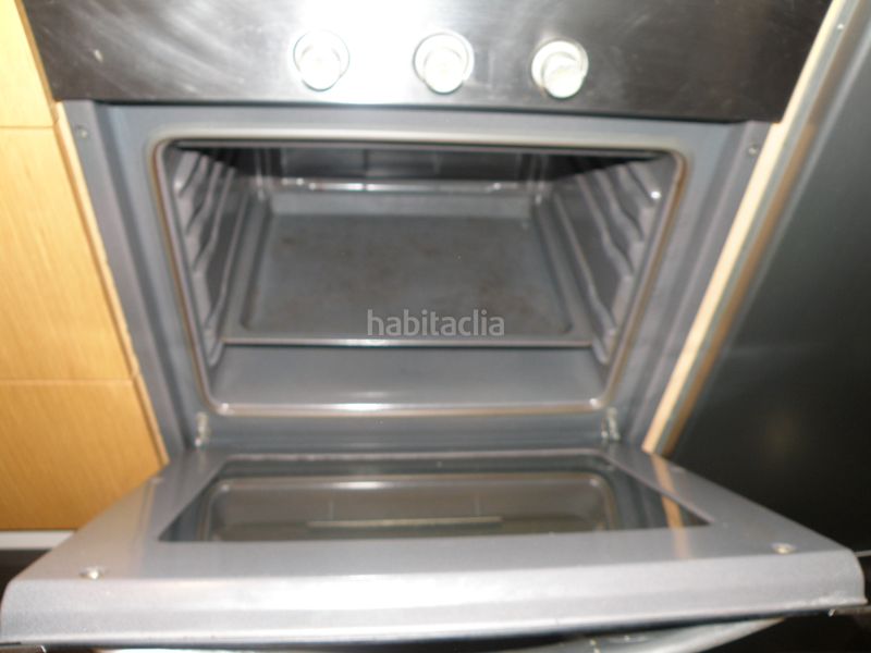 Foto 1dab4476-c99a-4f4f-aa30-b6dac3e8dd8a. Lloguer dúplex amb aparcament a O Milladoiro Ames