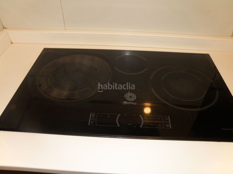 Foto 8ace7297-8d95-4a79-ab3c-c74fa64e7e07. Lloguer dúplex amb aparcament a O Milladoiro Ames