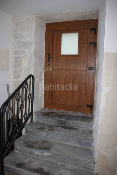 Foto 188744be-0b59-40b0-9302-1716b1e151db. Casa aparellada a Padrón