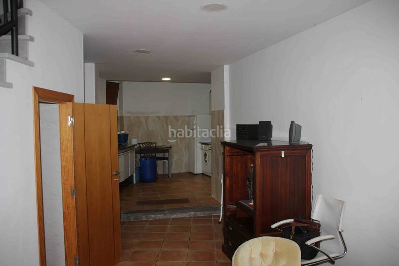 Foto 67cf8578-0a94-45c0-b300-458358086b2e. Casa aparellada a Padrón