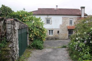 Doppelhaus  Lugar horta. Se vende casa conterreno en iria flavia, padron, la coruña