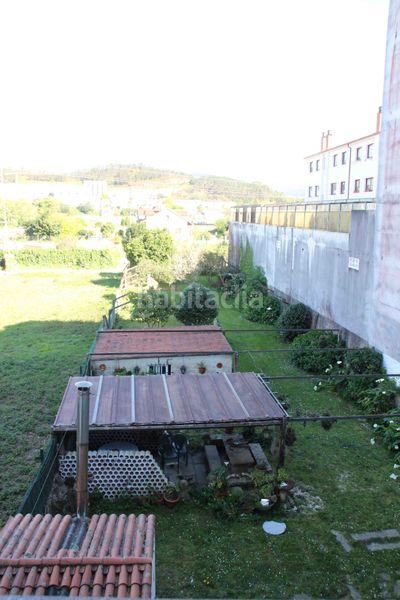 Foto 14b0922f-0cd6-402b-9d14-347596679c3a. Xalet amb xemeneia calefacció aparcament a Padrón