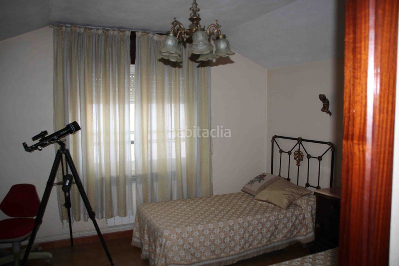 Foto 42666b78-7a3f-4480-8948-578134c6b6ad. Xalet amb xemeneia calefacció aparcament a Padrón