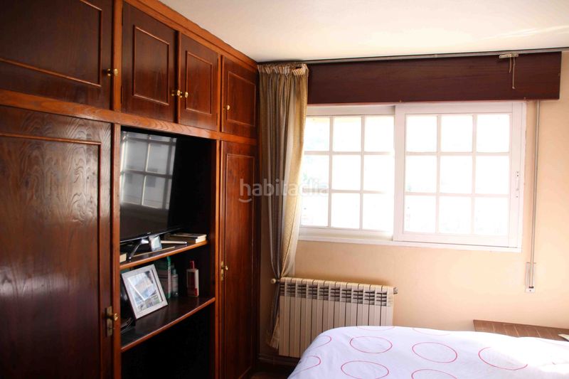Foto d40640be-296b-4170-b8d8-dbd52de992c4. Xalet amb xemeneia calefacció aparcament a Padrón