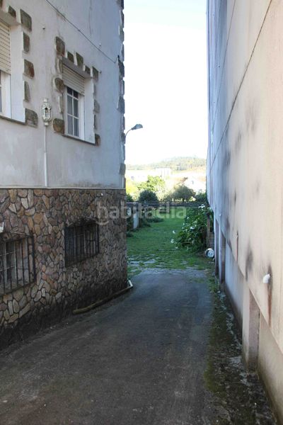 Foto e2844cb2-885f-437a-a39c-07ca2eb09aea. Xalet amb xemeneia calefacció aparcament a Padrón