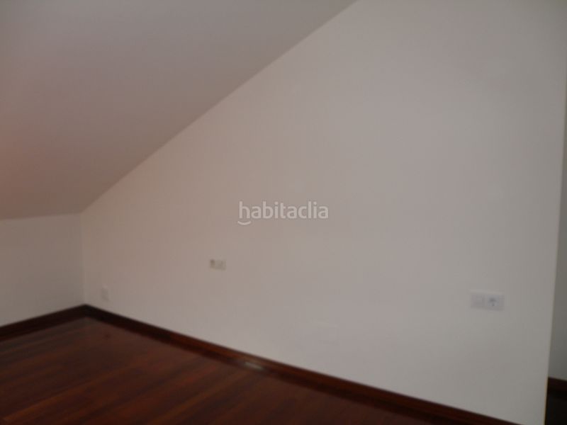 Foto 0d85126a-25ab-4ace-8520-e5c24dee59f6. Duplex con riscaldamento parcheggio in O Milladoiro Ames